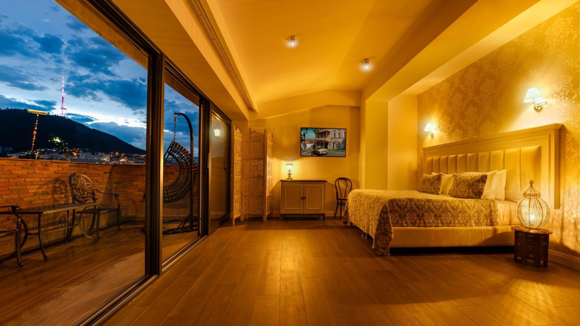 Hotel Passport Tbilisi Eksteriør bilde